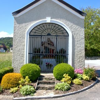 Wegkapelle mit Pietà