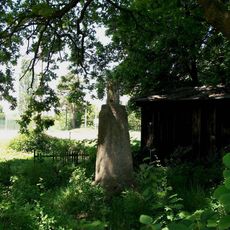 Kříž západně od Záluží u sportovního areálu