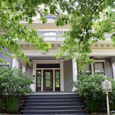 French-England House