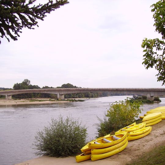 Bridge of Saint-Thibault-sur-Loire
