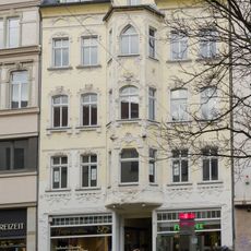 Wohn- und Geschäftshaus Marienplatz 10