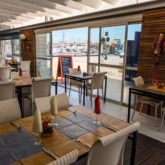 Le Capri Restaurant