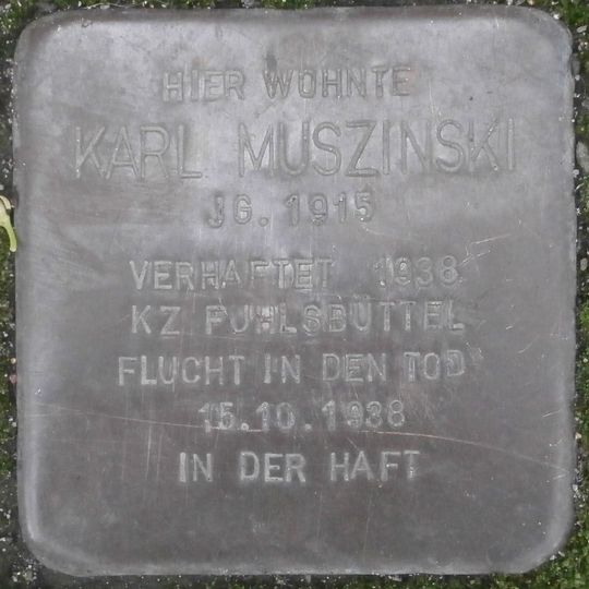 Stolperstein en memoria de Karl Muszinski