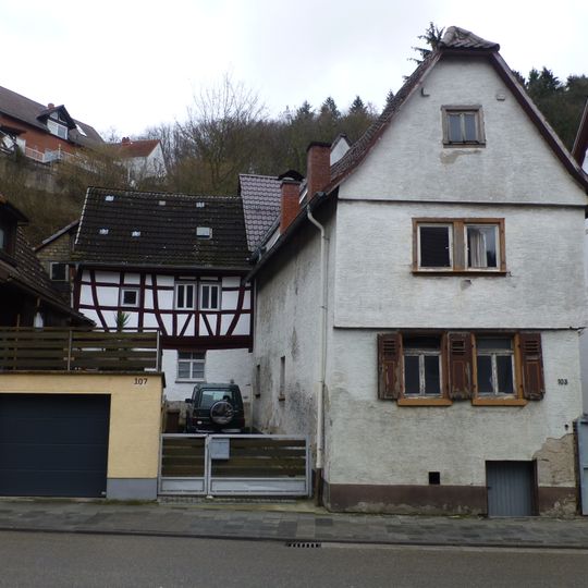 Haus Siegfriedstraße 105