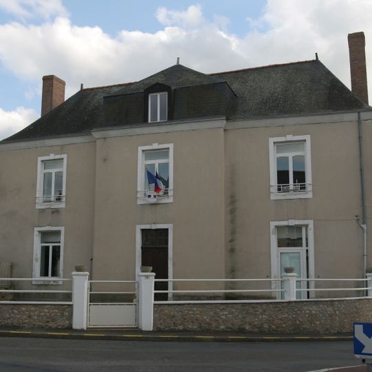 Le Breil-sur-Mérize