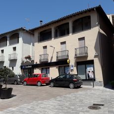 House in plaça de la Generalitat, 4