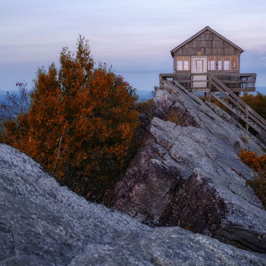 Hanging Rock Raptor Observatory