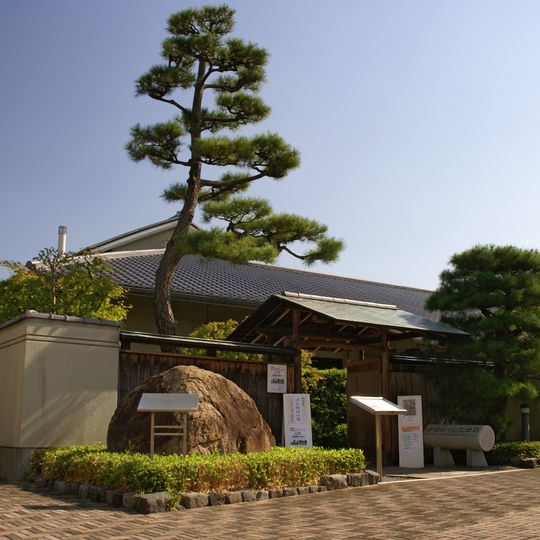 Tanizaki-Jun’ichirō-Gedenkstätte