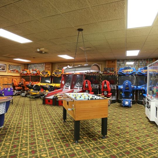 MooseJaw Pizza & Dells Brewing Co.