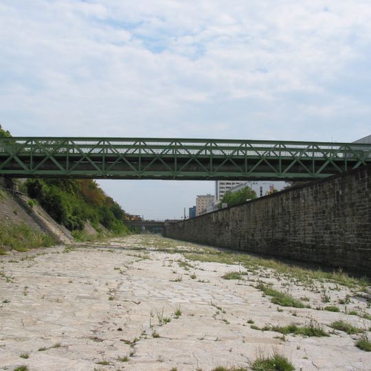 Straßenbrücke, Preindlsteg über den Wienfluß und U4