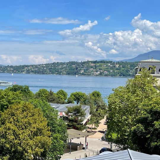 Geneva Hostel