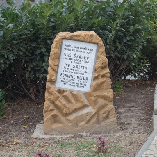 World War II memorial in Miroslavské Knínice