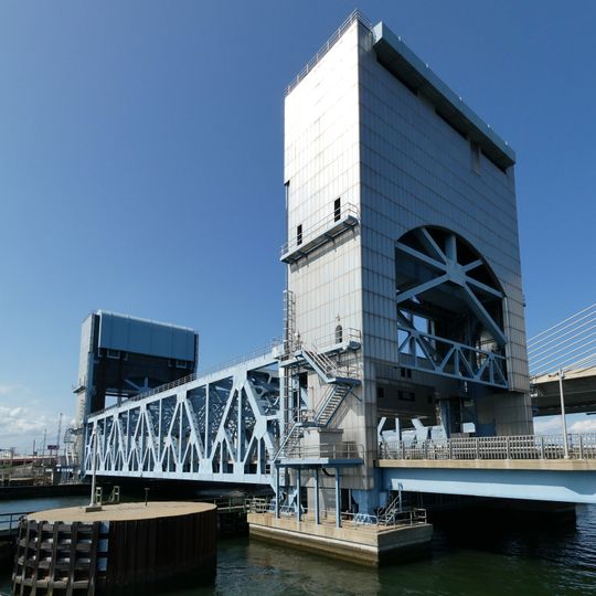 Tomlinson Lift Bridge