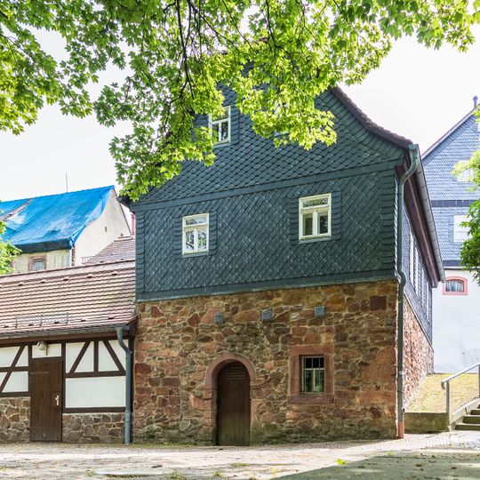 Ehemaliges Zollhaus mit Anbau und Nebengebäude Altenburger Straße 2