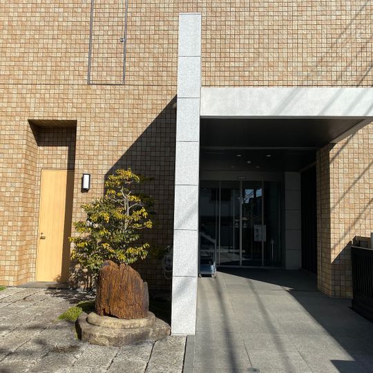 Tokyo Reimei Art Room