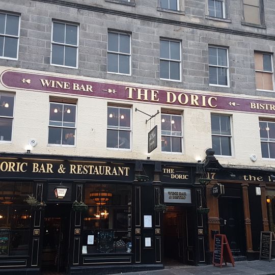 Edinburgh, 15, 16 And 17 Market Street, Public House
