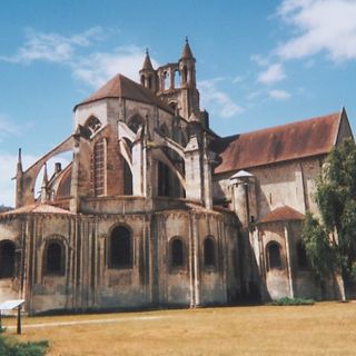 Abadía de Saint-Jean de Montierneuf