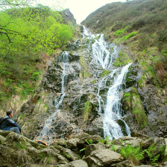 Aitzondoko ur-jauzia