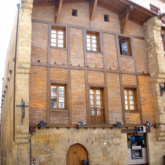 Casa De Makazaga