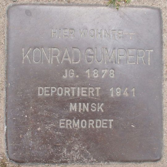 Stolperstein dedicated to Konrad Gumpert