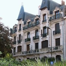 Immeuble, 2 boulevard Maupéou