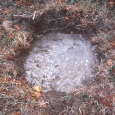 Milestone, 10yds S of Fritton Hall Lodge