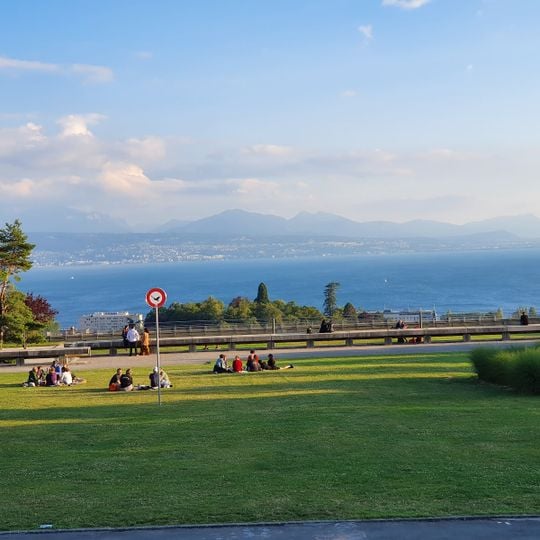 Esplanade de Montbenon