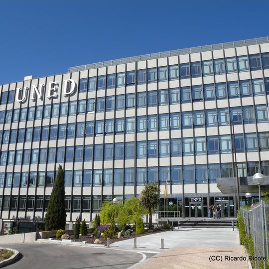 Edificio de la Escuela Técnica Superior de Ingeniería Informática de la UNED