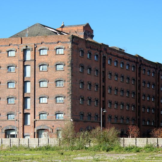 Grain warehouse to south of Grain Warehouse Dock