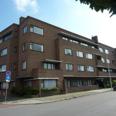 Jozef Israëlsplein 10, The Hague