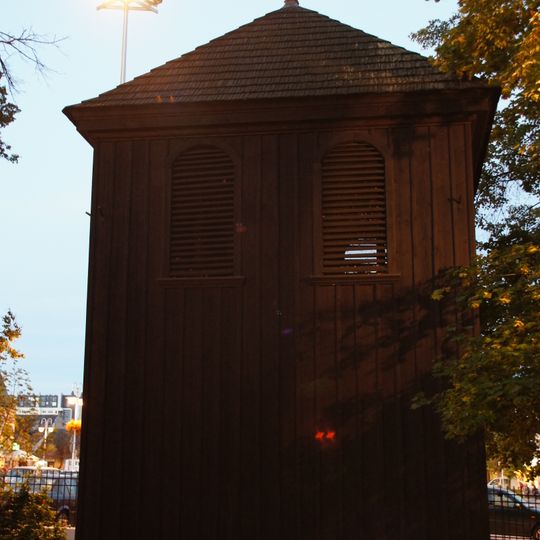 Dzwonnica, Puławska 10 w Piasecznie