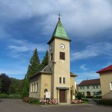 Kaple svaté Barbory v Lukavici na návsi