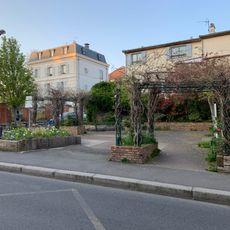 Square des Carrières
