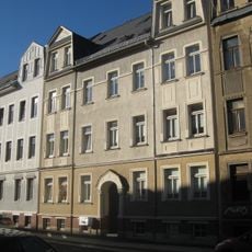 Mietshaus in geschlossener Bebauung Charlottenstraße 83