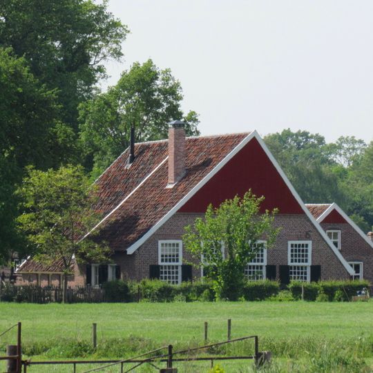 Boerderij met schuur