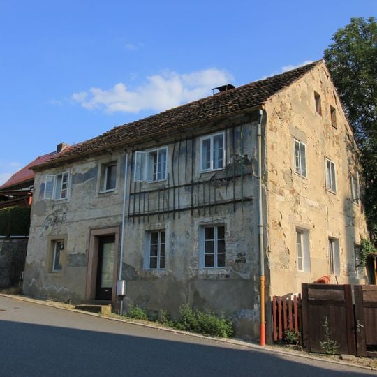 Wohnhaus in offener Bebauung Mühlbergstraße 23