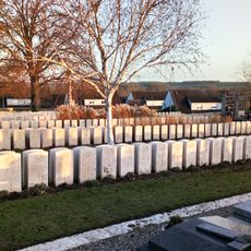 Corbie Communal Cemetery, Commonwealth Plot