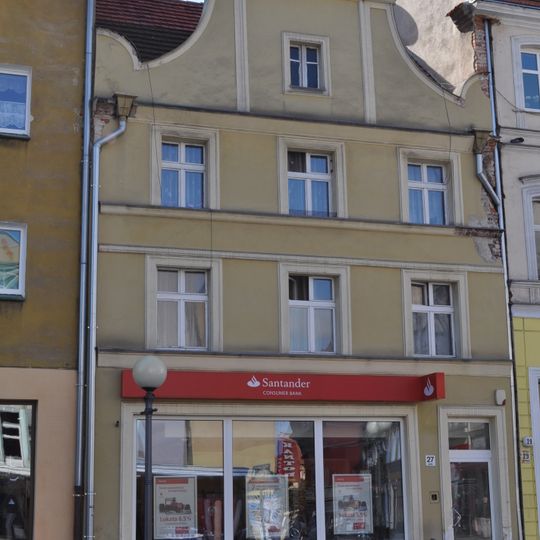 27 Długa Street in Brzeg