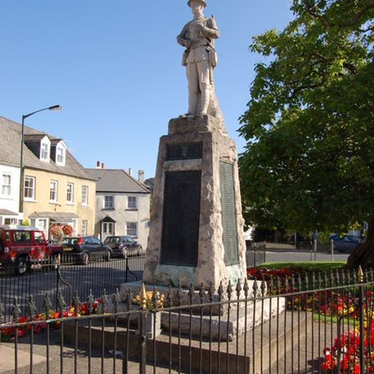 War memorials in Monmouth