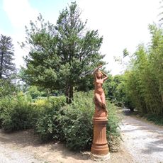 Statue