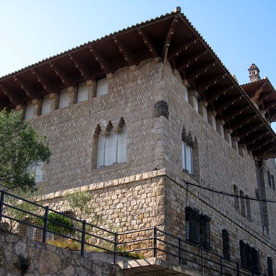 Casa Cruïlles