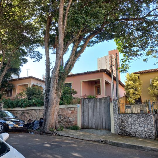 Imóvel à Rua José Bonifácio, nº 1300