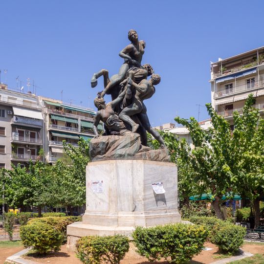 Theseus saves Hippodameia