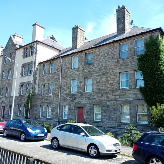 16 Piershill Square West, Piershill Housing Scheme, Edinburgh