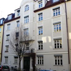 Jahnstraße 48