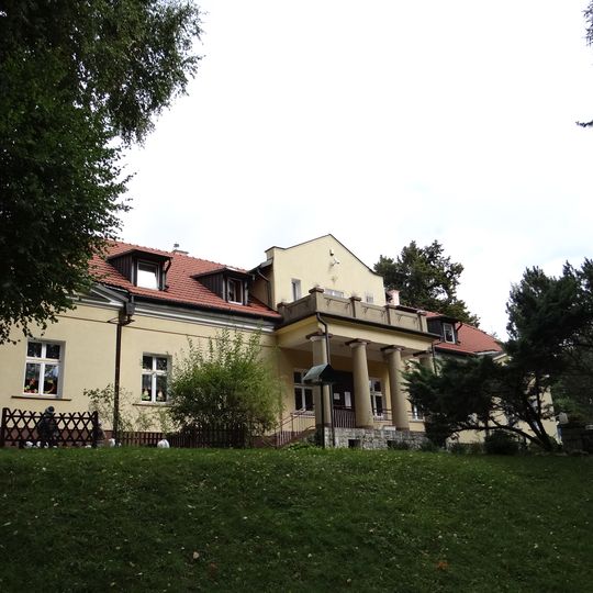 Dom schronienia w Krzeszowicach