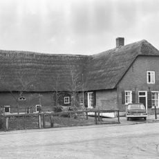 Voormalige kortgevelboerderij van het Altenase dwarsdeeltype