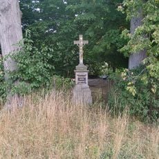 Kříž v Litohradech