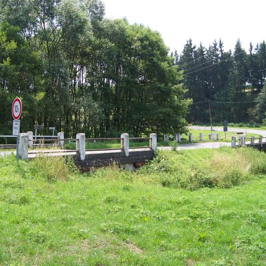 Most silnice III/11818 přes Líšnický potok
