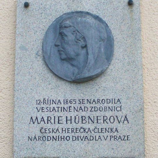 Pamětní deska Marie Hübnerové ve Slatině nad Zdobnicí